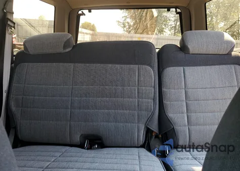 1995 Ford Explorer из США, поврежденный, VIN 1FMDU34X1SUB12893